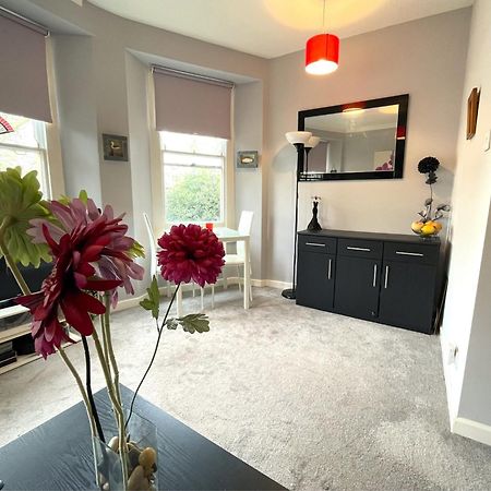 Snug Studio Apartment In Central Location Bristol Exterior foto