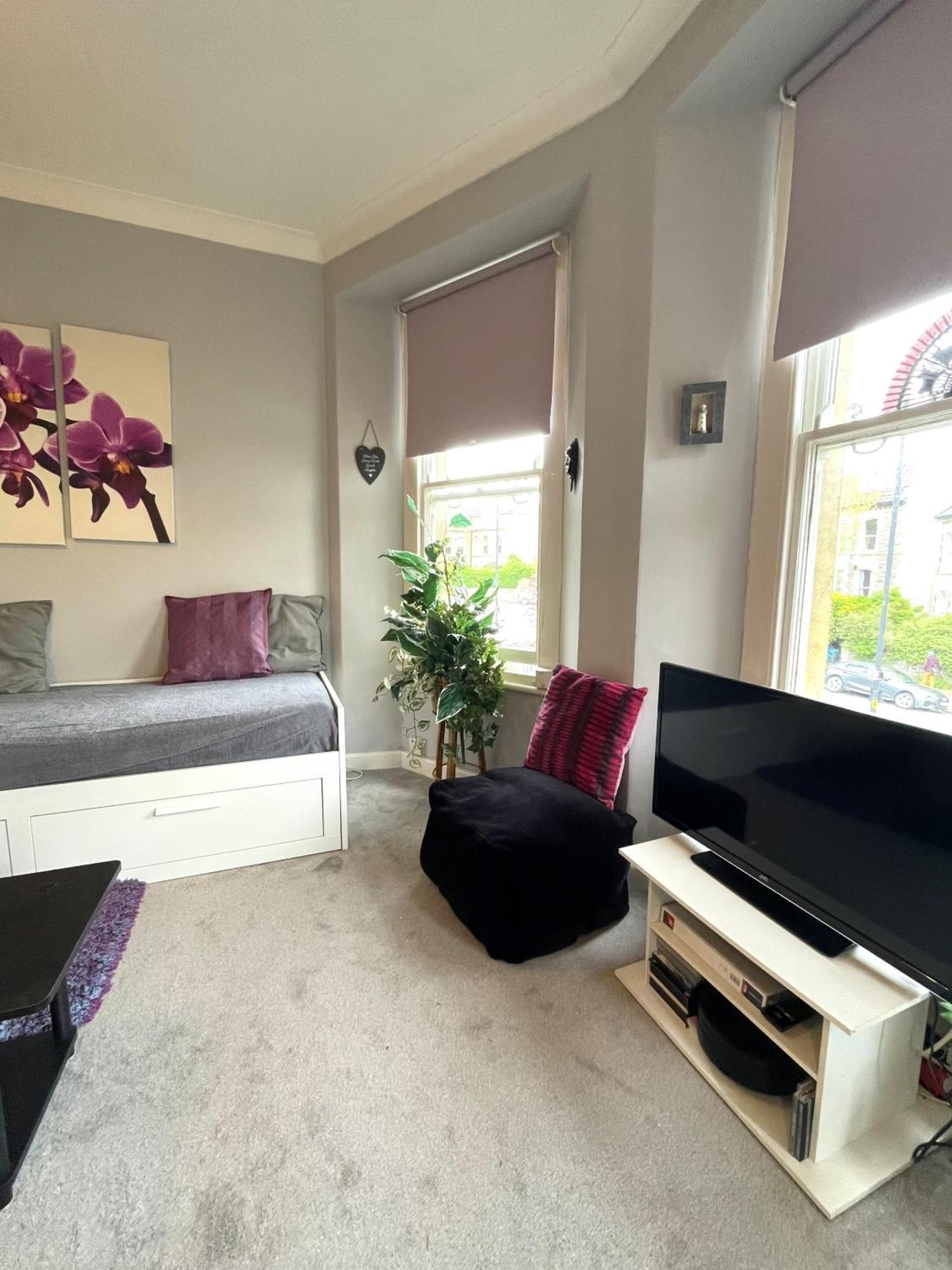 Snug Studio Apartment In Central Location Bristol Exterior foto